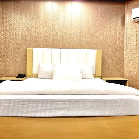 Hotel Visit Inn Executive Lahore Extérieur photo